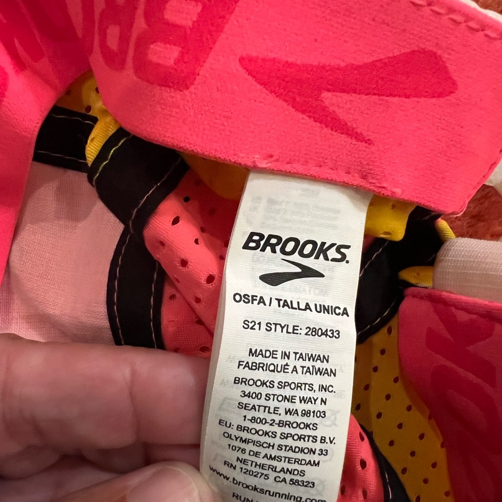 Brooks Colorblock Neon Pink & Yellow Mesh Running Cap - Picture 3 of 3